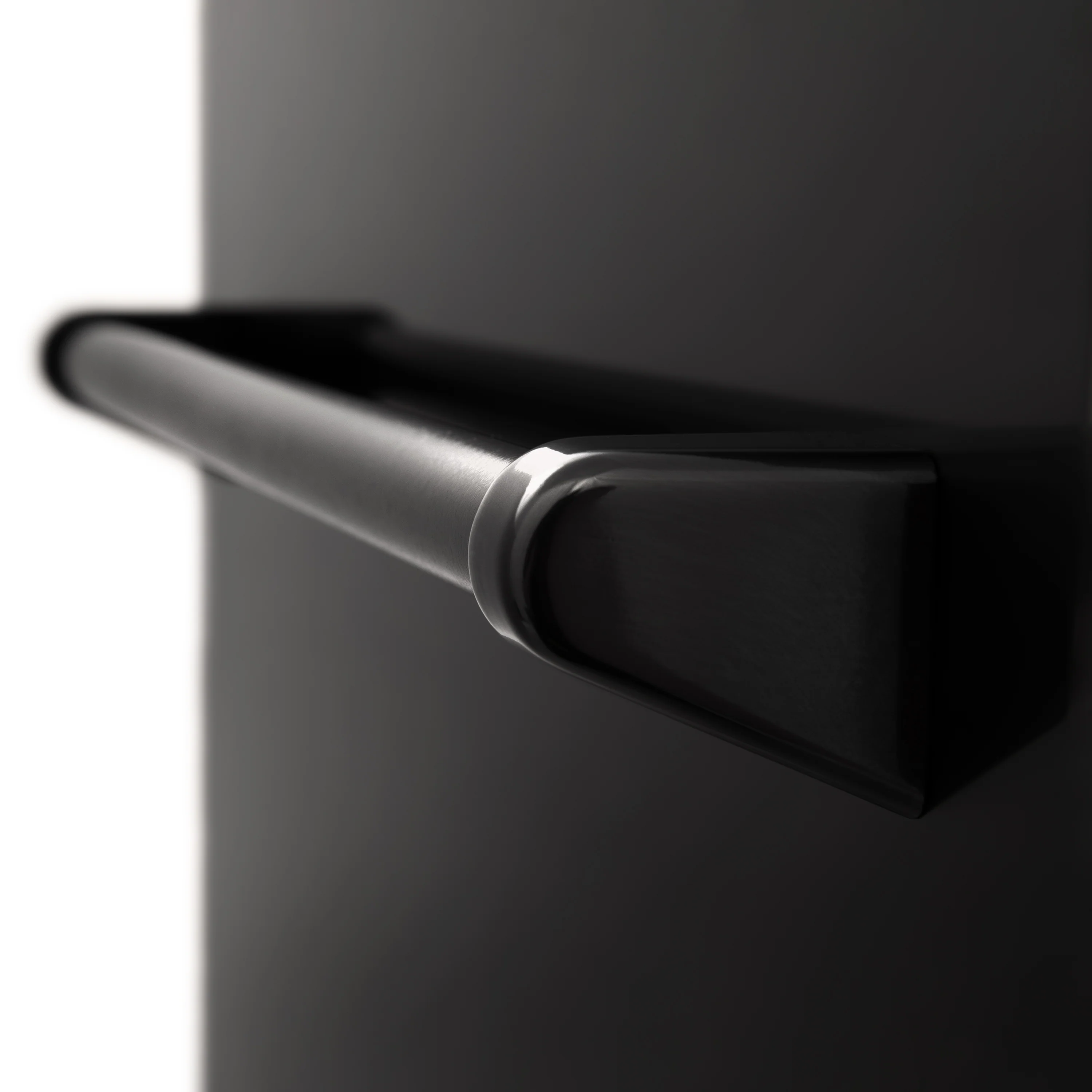 ZLINE 24" Dishwasher Panel in Black Stainless Steel with Traditional Handle (DP-BS-24) - Image 3